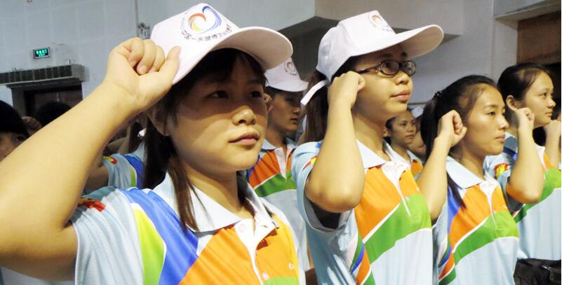 志愿者們集體宣誓 志愿者們集體宣誓